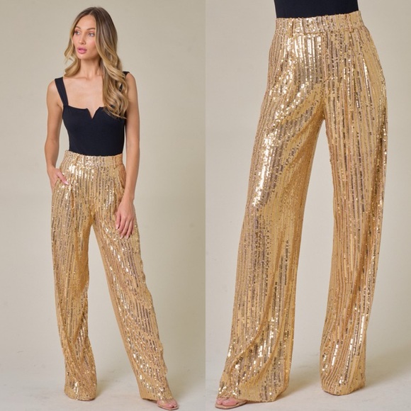 🎄24 HOUR SALE🎄 Goldmember Wide Leg Gold Sequin Pants - Picture 3 of 6